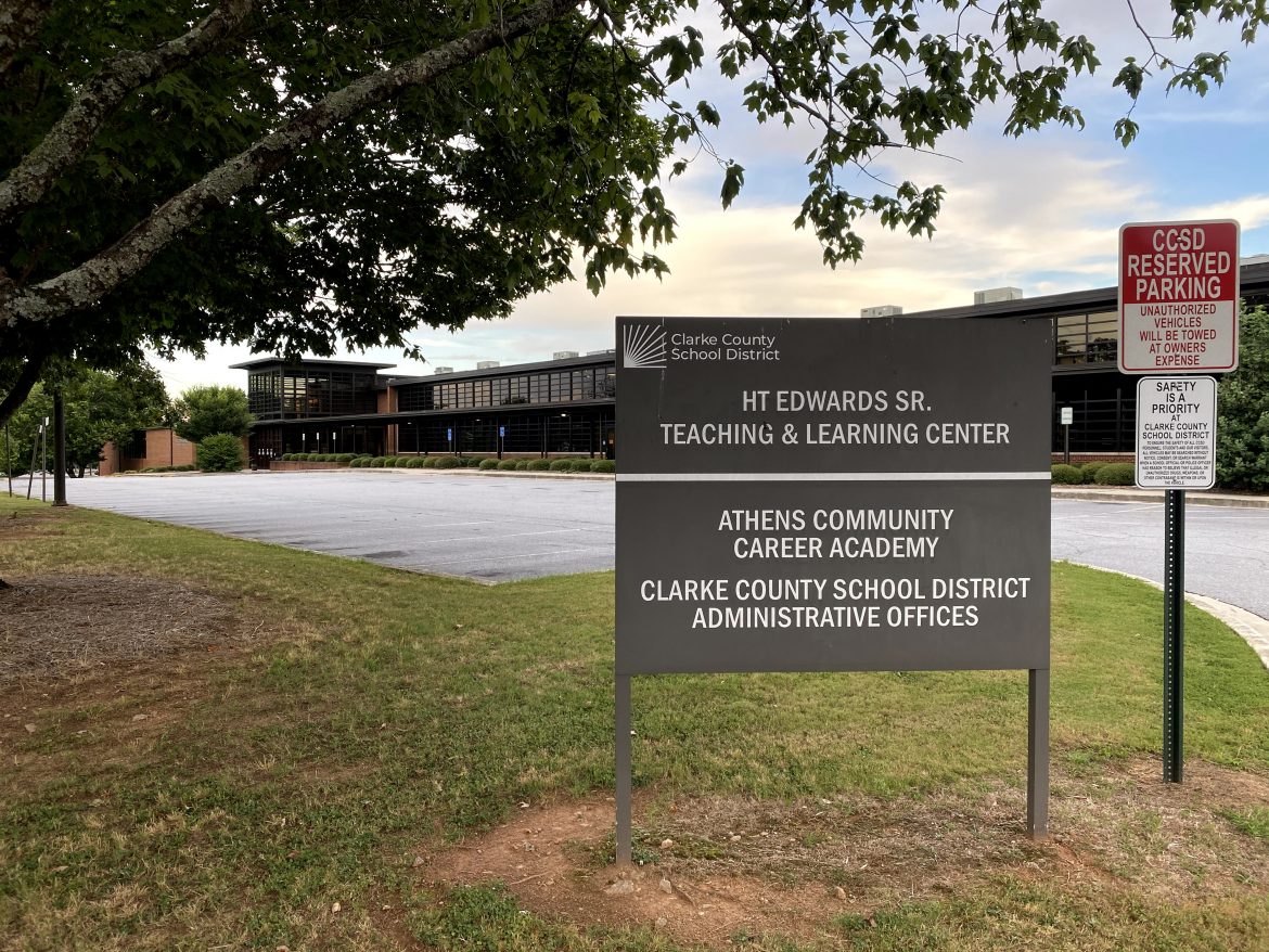 CCSD moves to online-only instruction