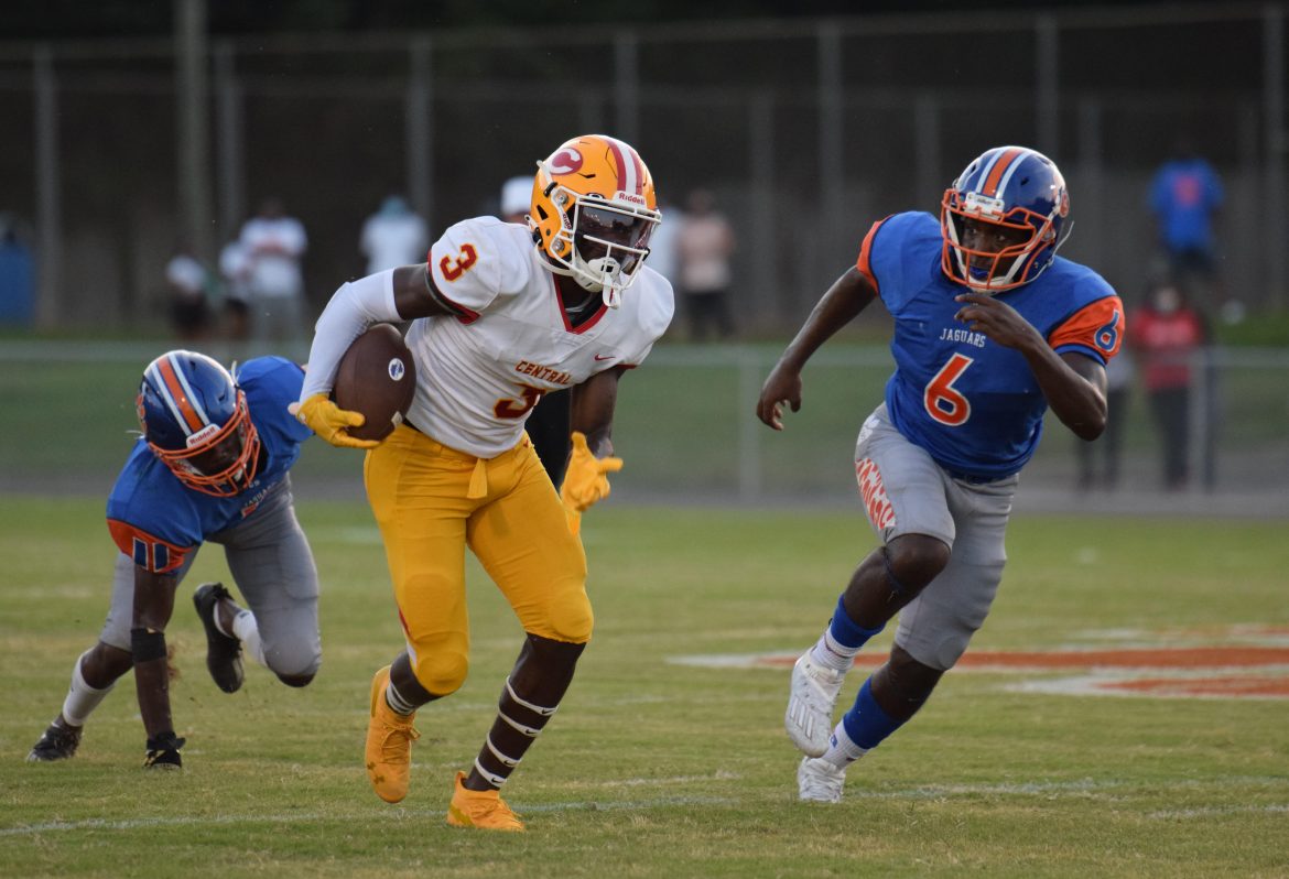 Gladiators grind to victory over the Jaguars