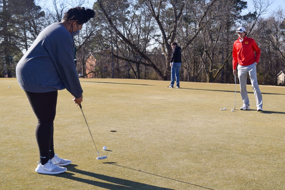 CCHS golf team prepares for Winder-Barrow