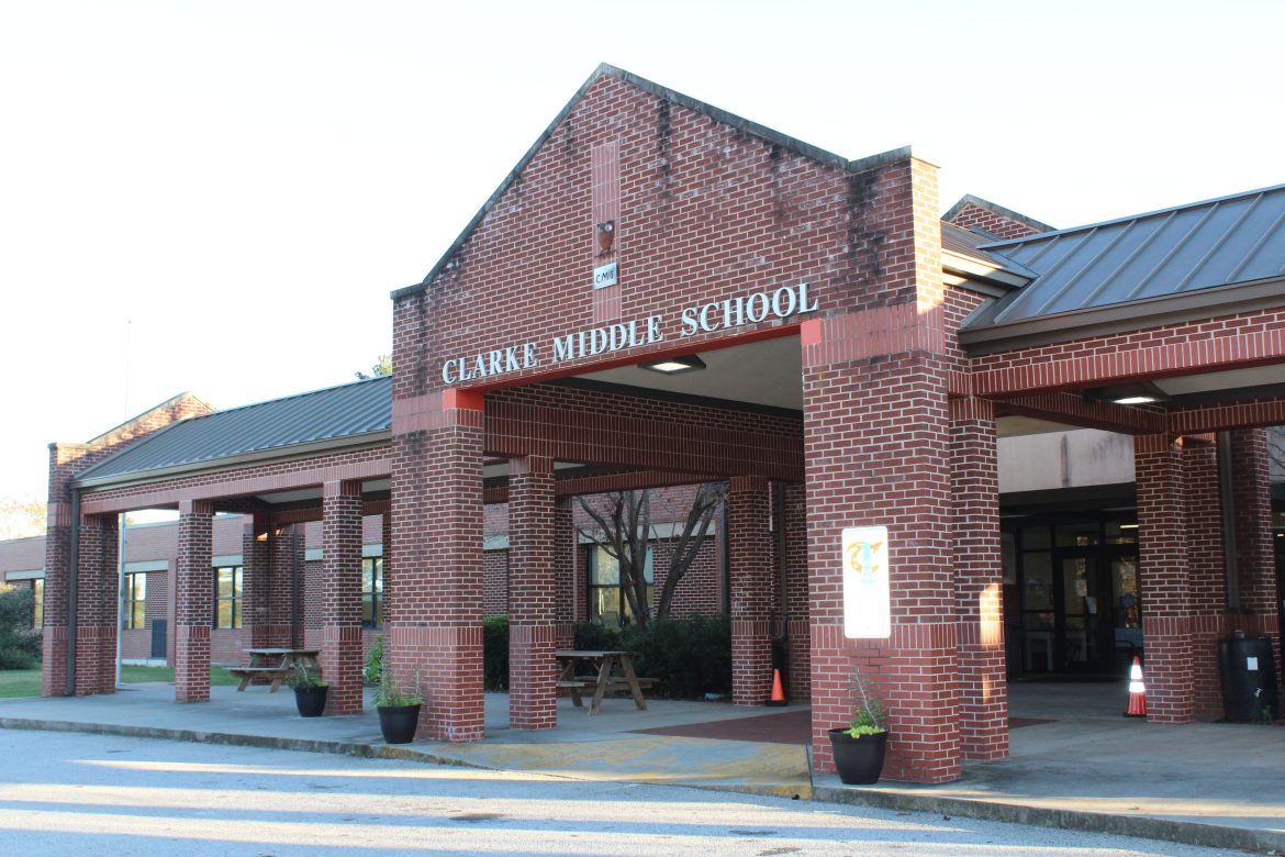 CMS community members voice concerns to CCSD administration