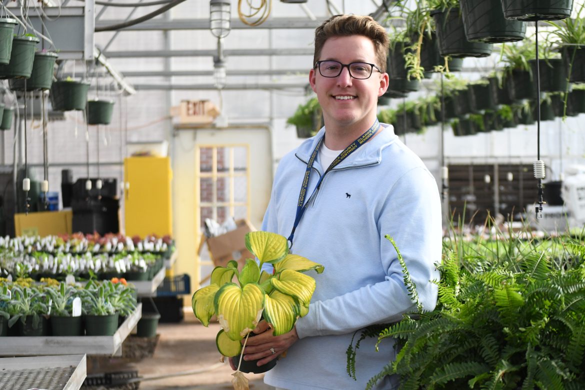 Preparing for the Spring Plant Sale